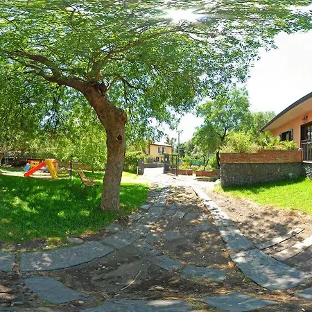 Bed & Breakfast Sotto Il Vulcano Nicolosi