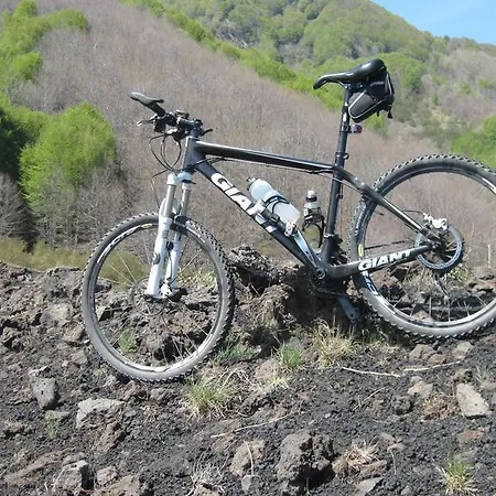 فندق مبيت وإفطار Sotto Il Vulcano