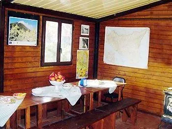 فندق مبيت وإفطار Sotto Il Vulcano 2*