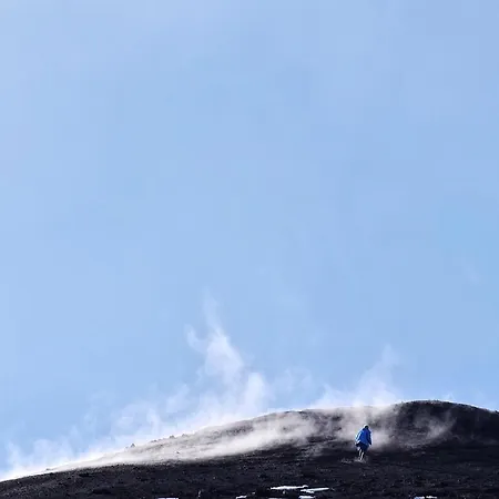فندق مبيت وإفطار Sotto Il Vulcano 2*