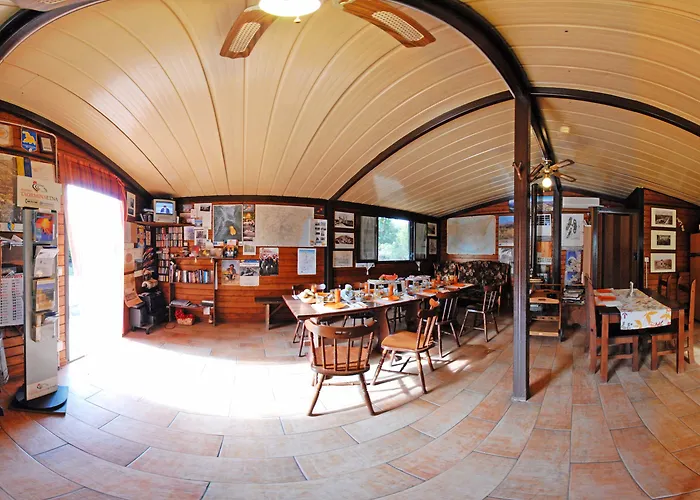 火山腹地住宿加早餐酒店 3* 尼科洛西
